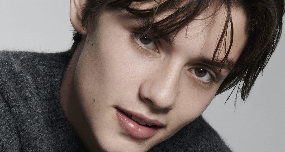 Ferryman | Louis Patridge irá estrelar nova adaptação literária de romance e ficção-fantástica
