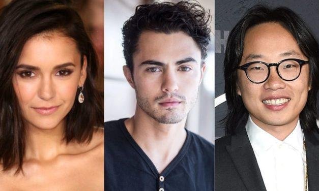 Comédia romântica natalina protagonizada por Nina Dobrev ganha trailer