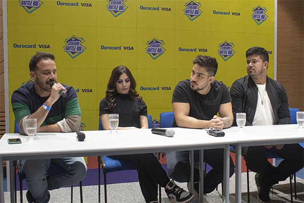 Coletiva de Imprensa Stream Battle BB / Tadeu Figueiró, Yayah, Pimpimenta e David Tavares.
