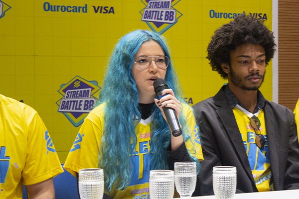 Foto: Coletiva de Imprensa Stream Battle BB | Ithuriana (Ao lado de Gargulaex).