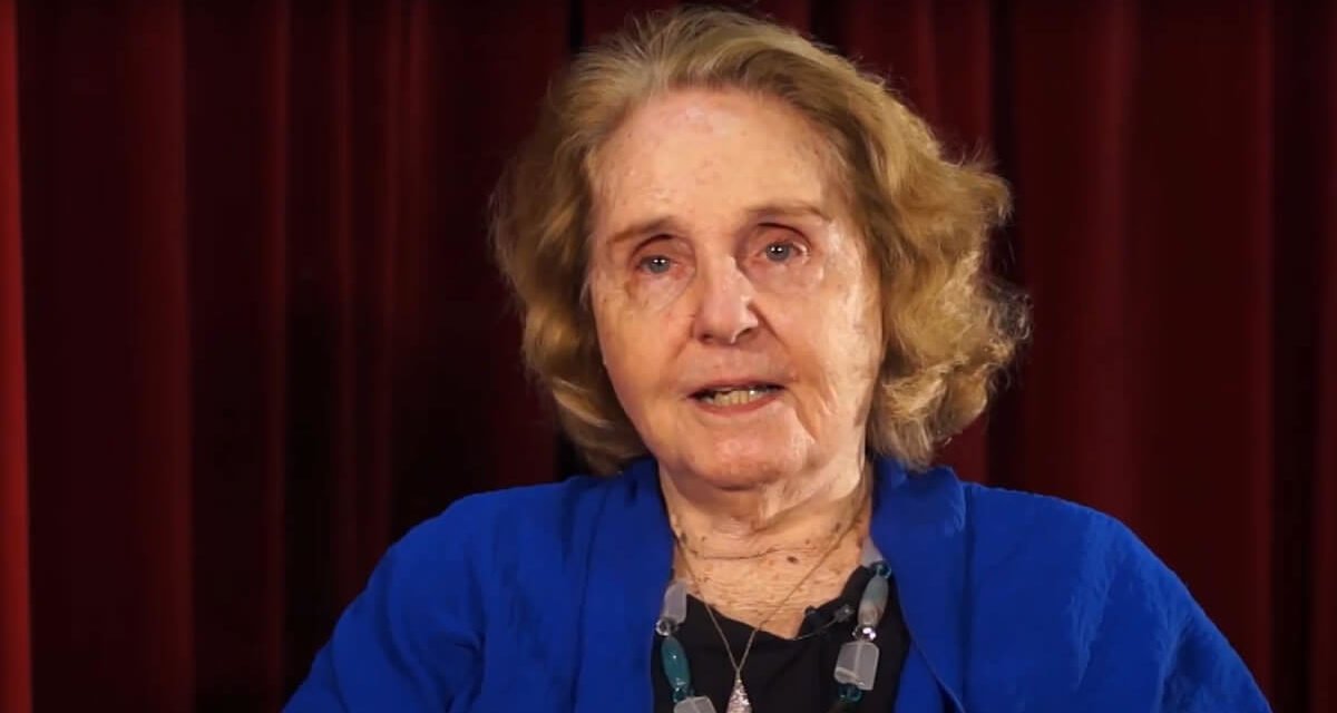 Morre Lya Luft aos 83 anos