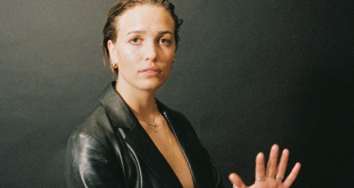 Resa Saffa Park une desejos e melancolias no EP “Spaces”