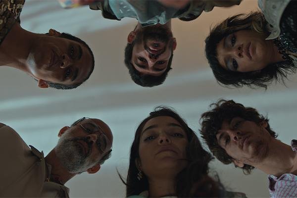 Série Lov3 / Reprodução: Amazon Prime Video