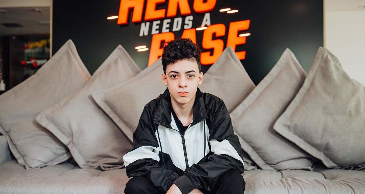 Hero Base anuncia o multicampeão “Phzin”