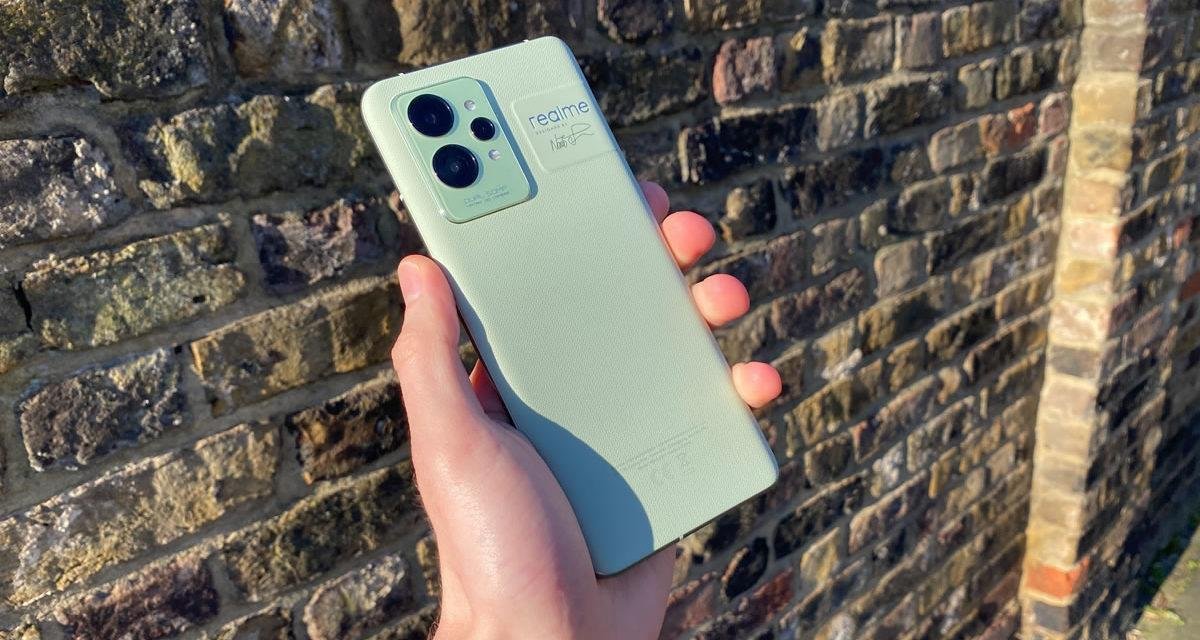realme apresenta smartphone com carregamento mais rápido do mundo
