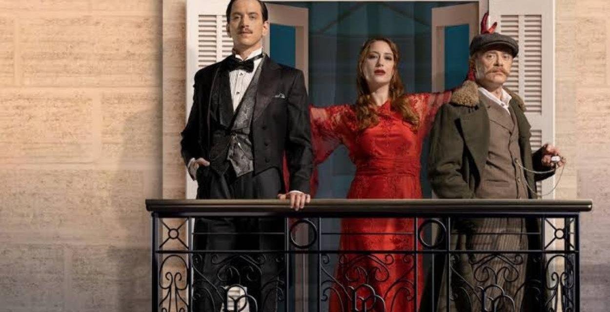 Meia-noite no Hotel Pera Palace: Segredo e amor através do tempo