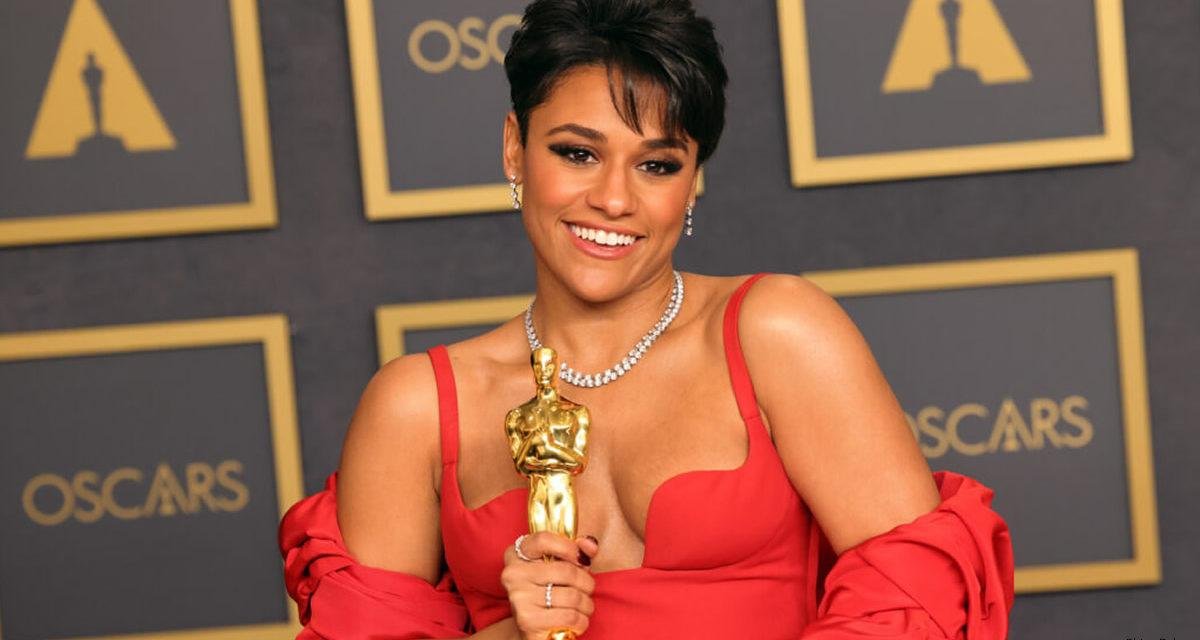 Ariana DeBose irá estrelar comédia romantica LGBTQ+ “Two and Only”
