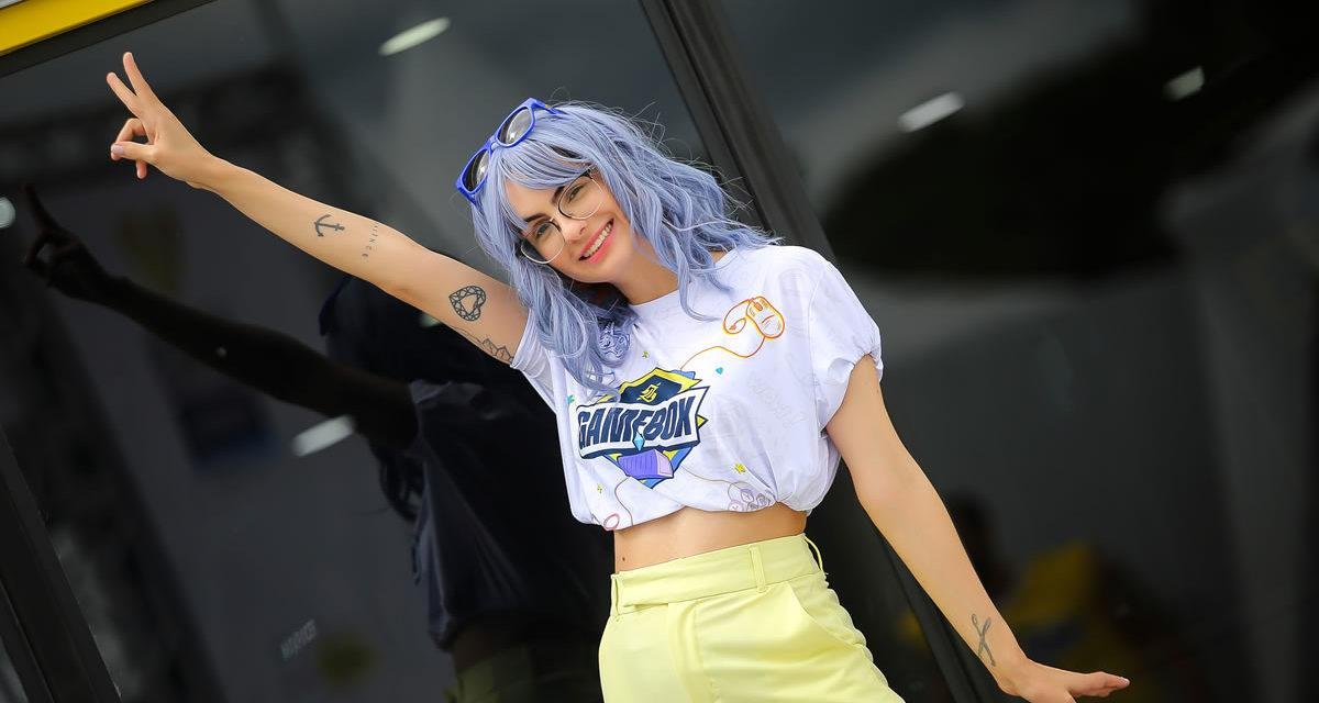 Conheça Mary Cn, a jovem streamer que faz parte do Squad BB