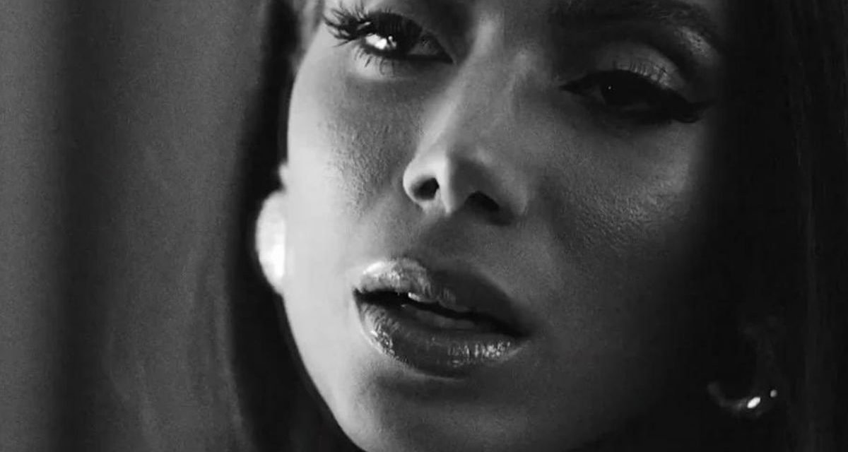 Jack Harlow e Anitta arrasam em clipe de First Class:
