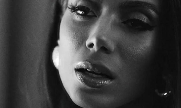 Jack Harlow e Anitta arrasam em clipe de First Class: