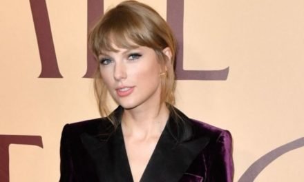 Taylor Swift anuncia lançamento da regravação do single This Love