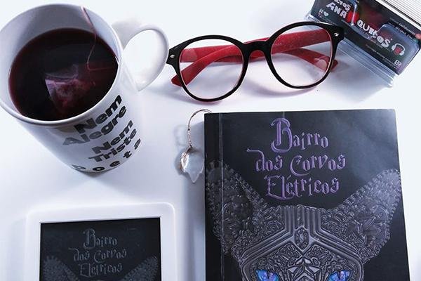 Reprodução: Livro "Bairro do Corvos Elétricos"