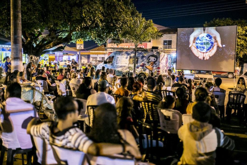 Cinema movido a energia solar chega a Belo Horizonte