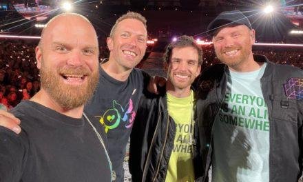 Coldplay adia turnê no Brasil
