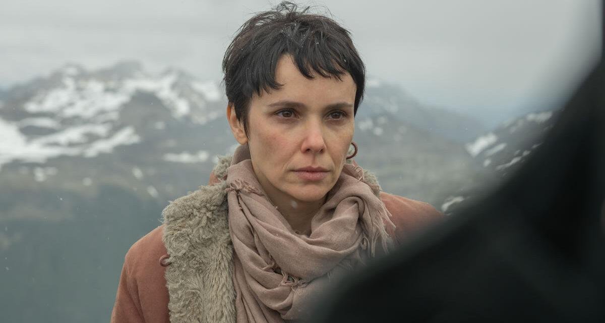 “Bem-Vinda, Violeta” ganha trailer e pôster oficiais