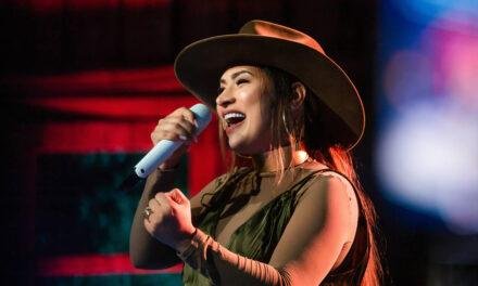 Simone Mendes lança músicas inéditas nas plataformas digitais