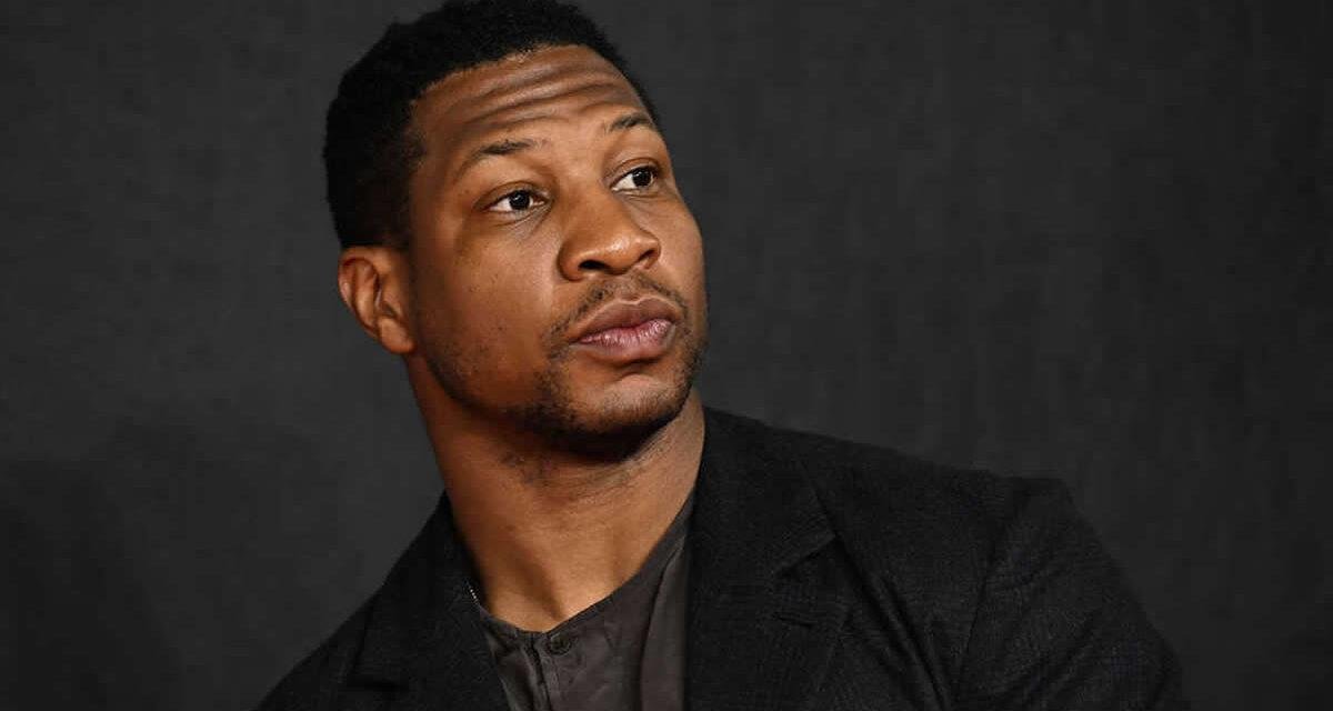 Jonathan Majors é preso em Nova York por agressão