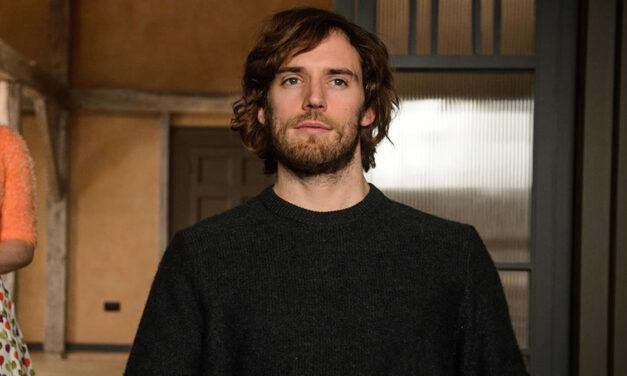 Quem é Sam Claflin, o queridinho das adaptações