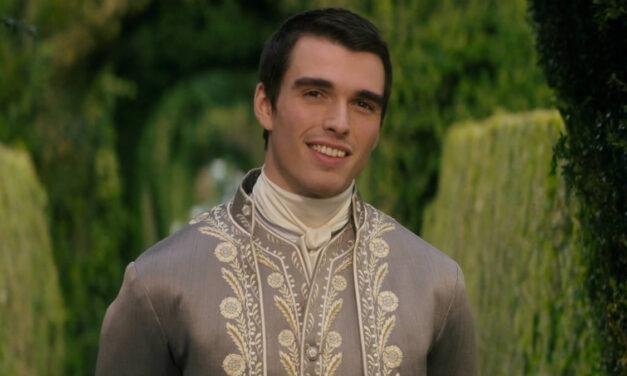 Corey Mylchreest | Curiosidades sobre o ator de “Rainha Charlotte”