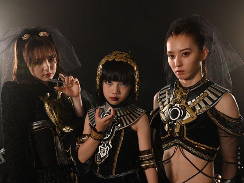 Primeiras impressões | Kamen Rider Gotchard;
Mei Kuro No Sanshimai