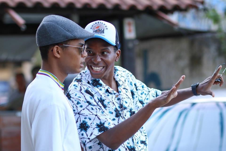 “Nosso Sonho” é uma cinebiografia de “Claudinho e Buchecha” ganha trailer