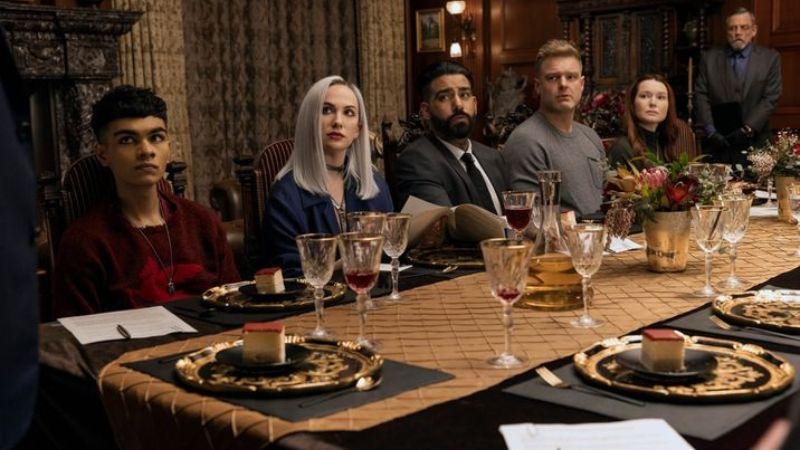 Os herdeiros da série "A queda da Casa de Usher" promete muito suspense e chega a plataforma em 12 de outubro