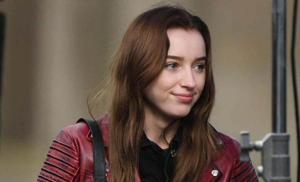 Alexandra é a profissional de saúde em David contra os Bancos