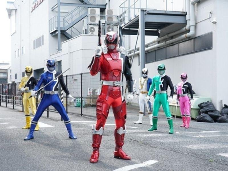Tokusou Sentai Dekaranger: Fireball Boost | O especial de 20 anos de Dekaranger