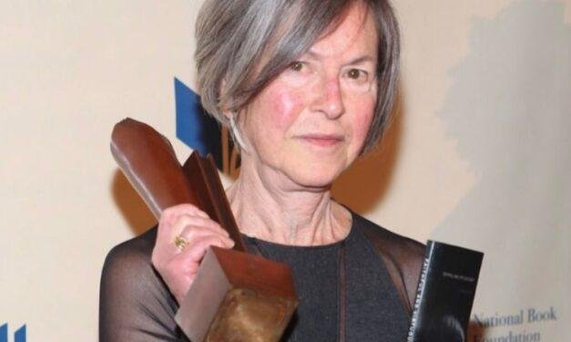 Louise Glück: Legado da ganhadora do Prêmio Nobel de Literatura