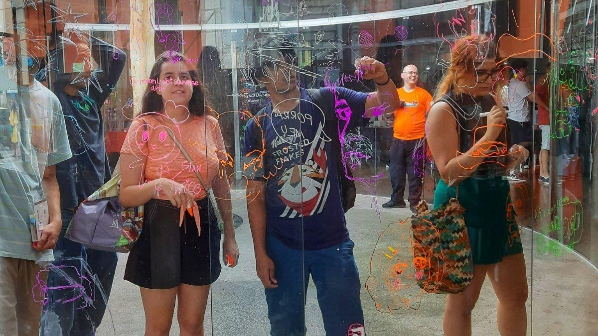 Intervenção artística na 1ª Feira de Artes Visuais Ensaio