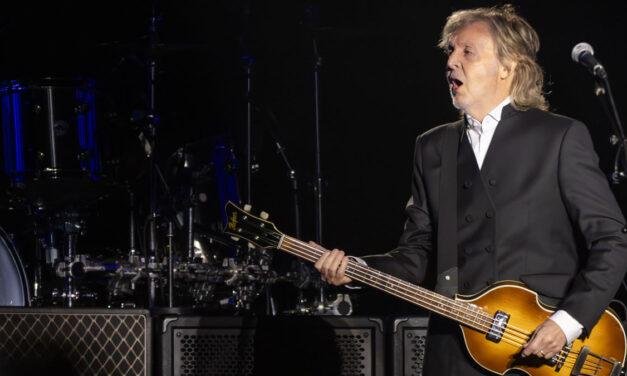 Paul McCartney entrega show impecável em Belo Horizonte