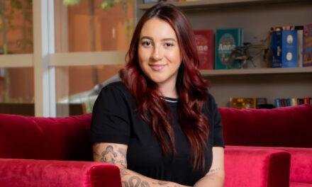 Samara Buchweitz, escritora em ascensão, lança novo livro
