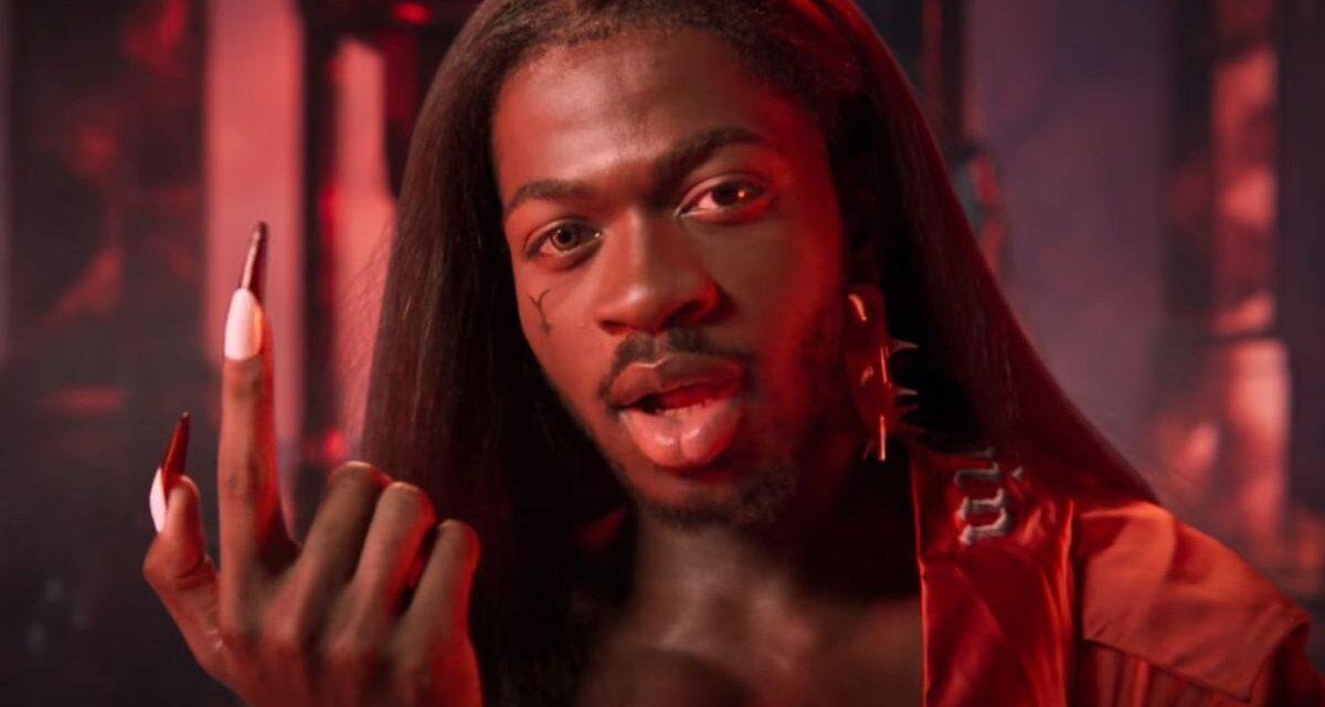 Lil Nas X se explica após polêmicas envolvendo “J CHRIST”