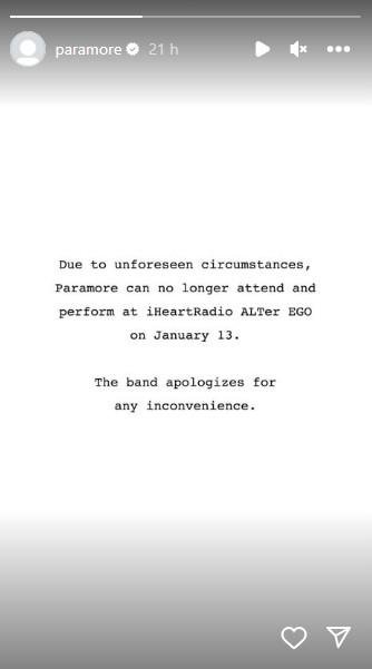 Paramore cancela show, desativa site e apaga toda as fotos