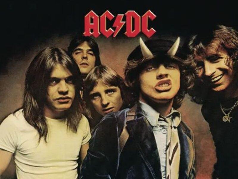 Subgêneros do rock: Capa de álbum AC/DC via Spotify
