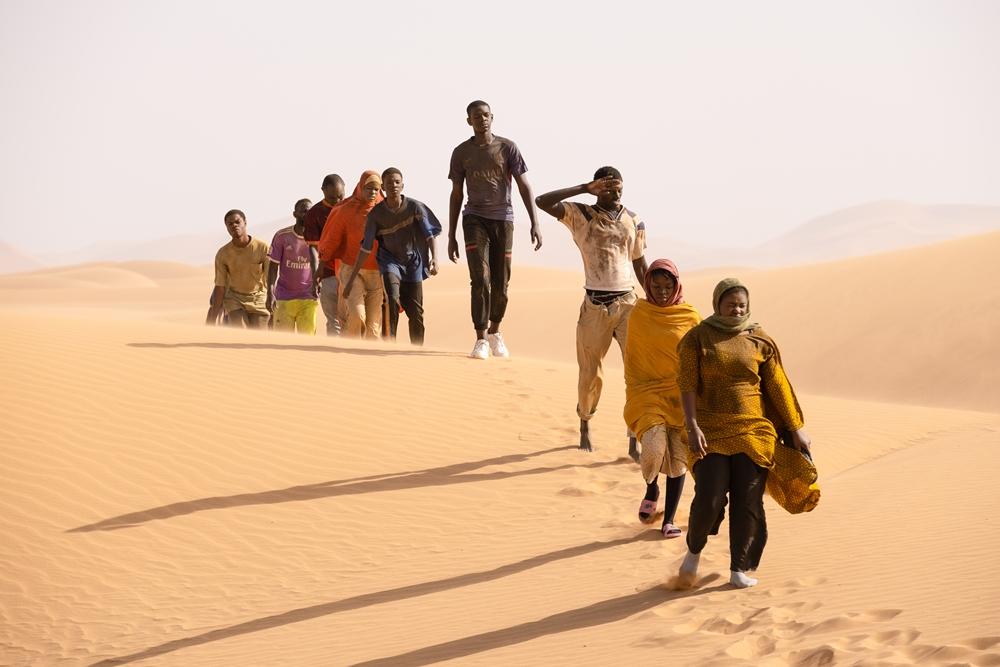 Eu, Capitão, essa grande aventura nos conduz pelos perigos do deserto e do mar