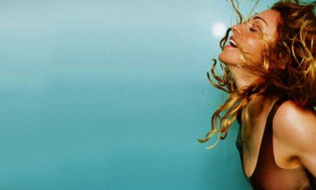 Ray of Light: álbum de Madonna completa 26 anos em plena forma