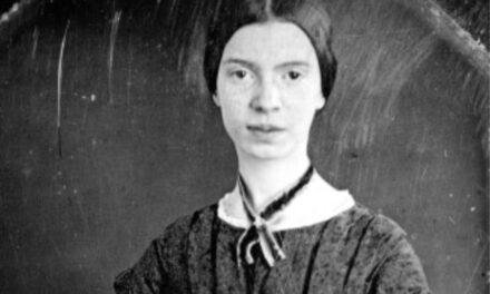 Emily Dickinson: Um olhar sobre a história da poetisa
