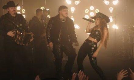 Shakira lança clipe de “(Entre Paréntesis)” com Grupo Frontera