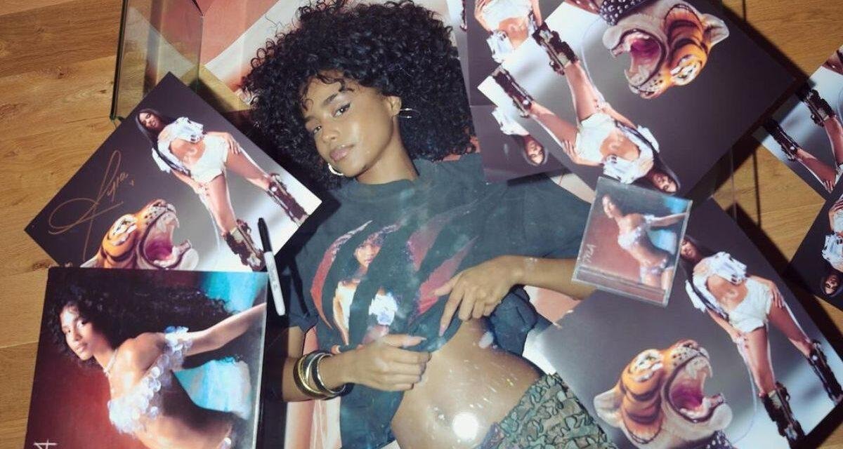 Tyla divulga tracklist de álbum com Travis Scott e Becky G