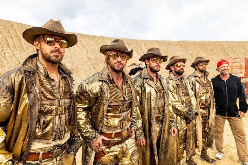 Ryan Gosling e equipe de dublês Crédito © Universal Studios