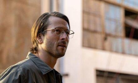 Assassino Por Acaso |Filme ganha trailer com Glenn Powell