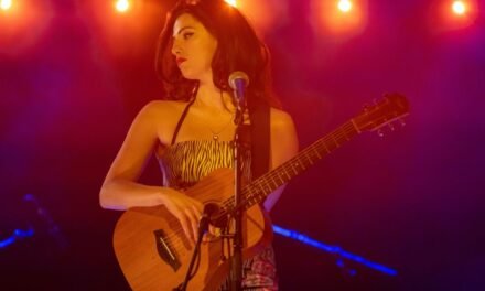 Crítica | A verdadeira Amy Winehouse por trás do vício em “Back to Black”