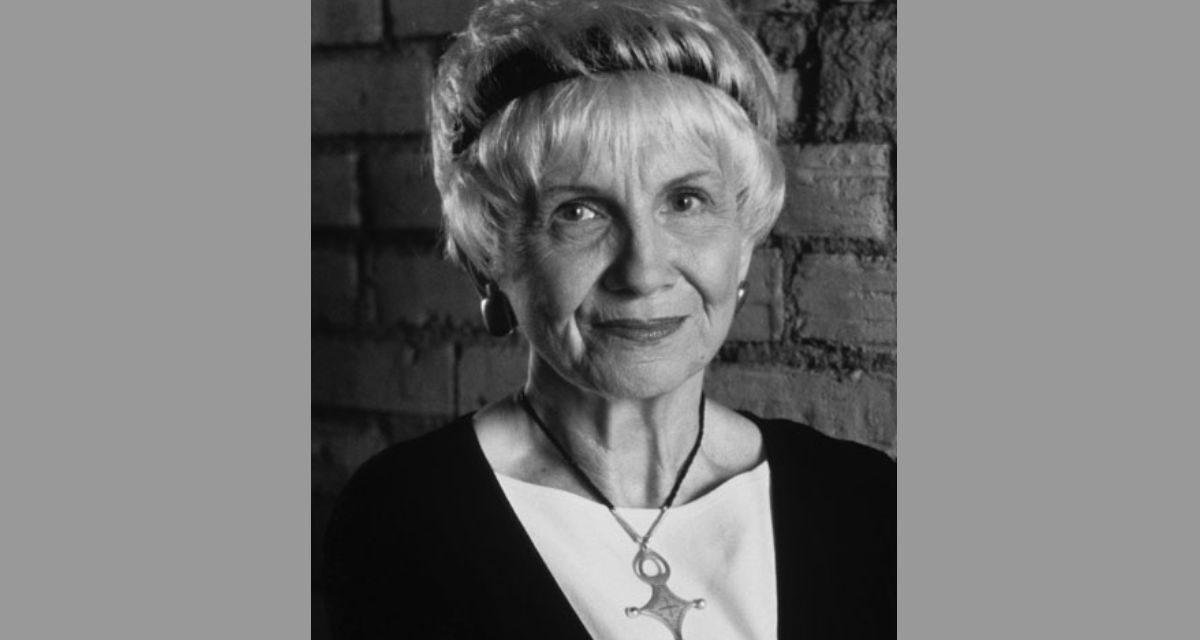 Alice Munro ganhadora do Nobel de Literatura morre aos 92 anos