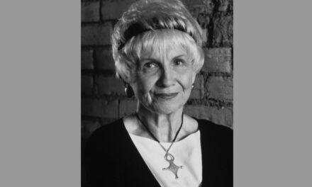 Alice Munro ganhadora do Nobel de Literatura morre aos 92 anos