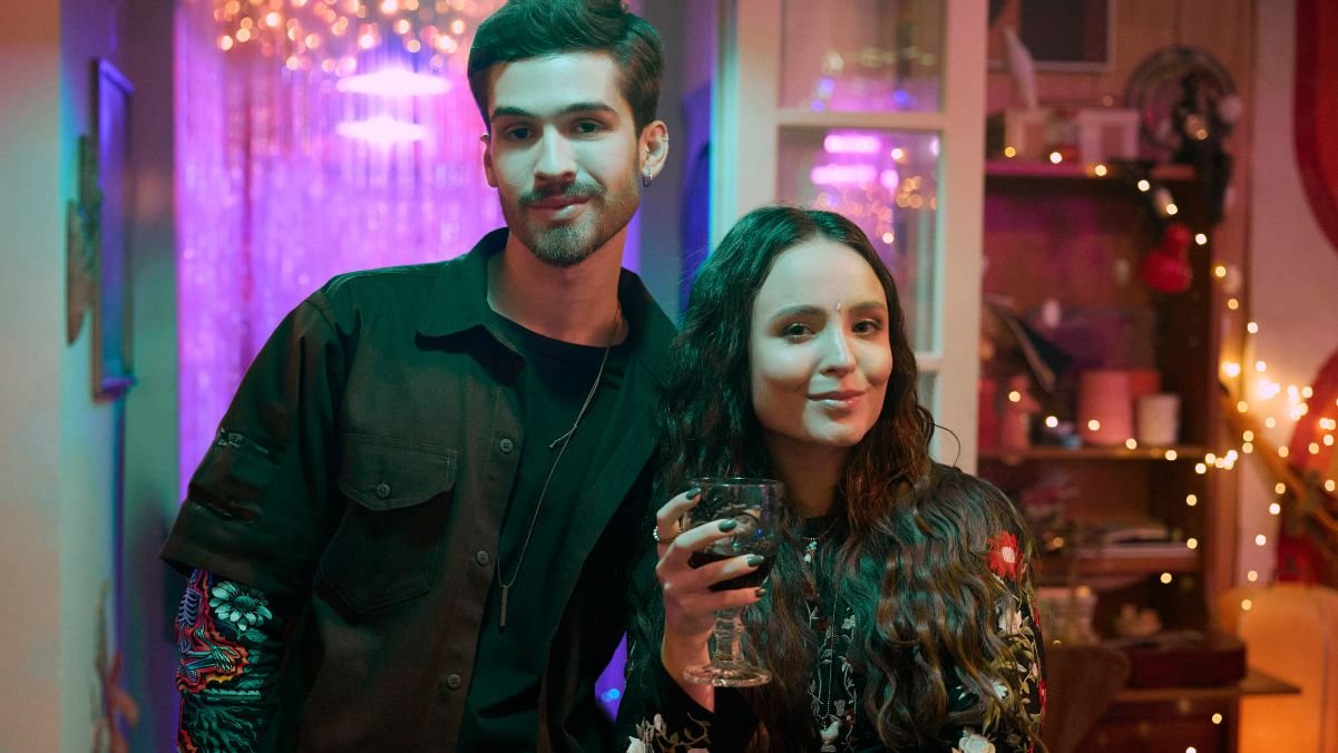 João Guilherme e Larissa Manoela na 3ª temporada de 'De Volta Aos 15'