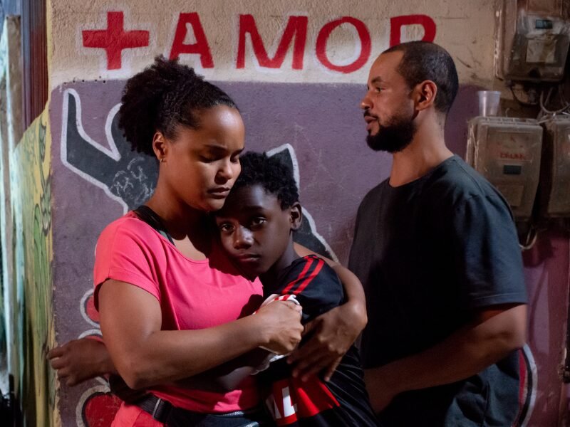 A família Rita, Léo e Dudu no filme A Festa de Léo
