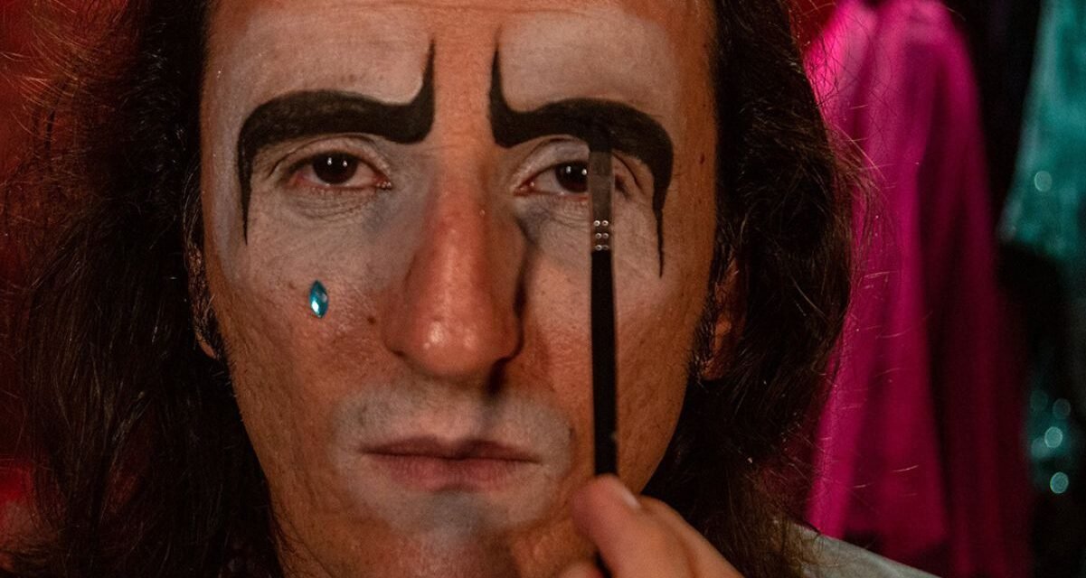Crítica |”A Filha do Palhaço”, um filme de refúgio e reflexões sobre paternidade