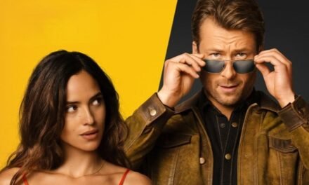 Glen Powell diz “obra muito difícil de fazer”, em novo material de ASSASSINO POR ACASO