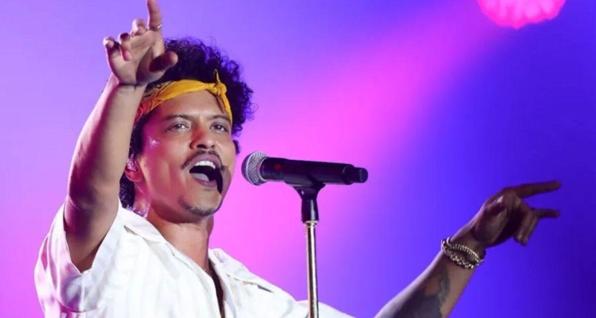 Bruno Mars no Brasil: cantor passará por Rio, São Paulo e Brasília; saiba mais